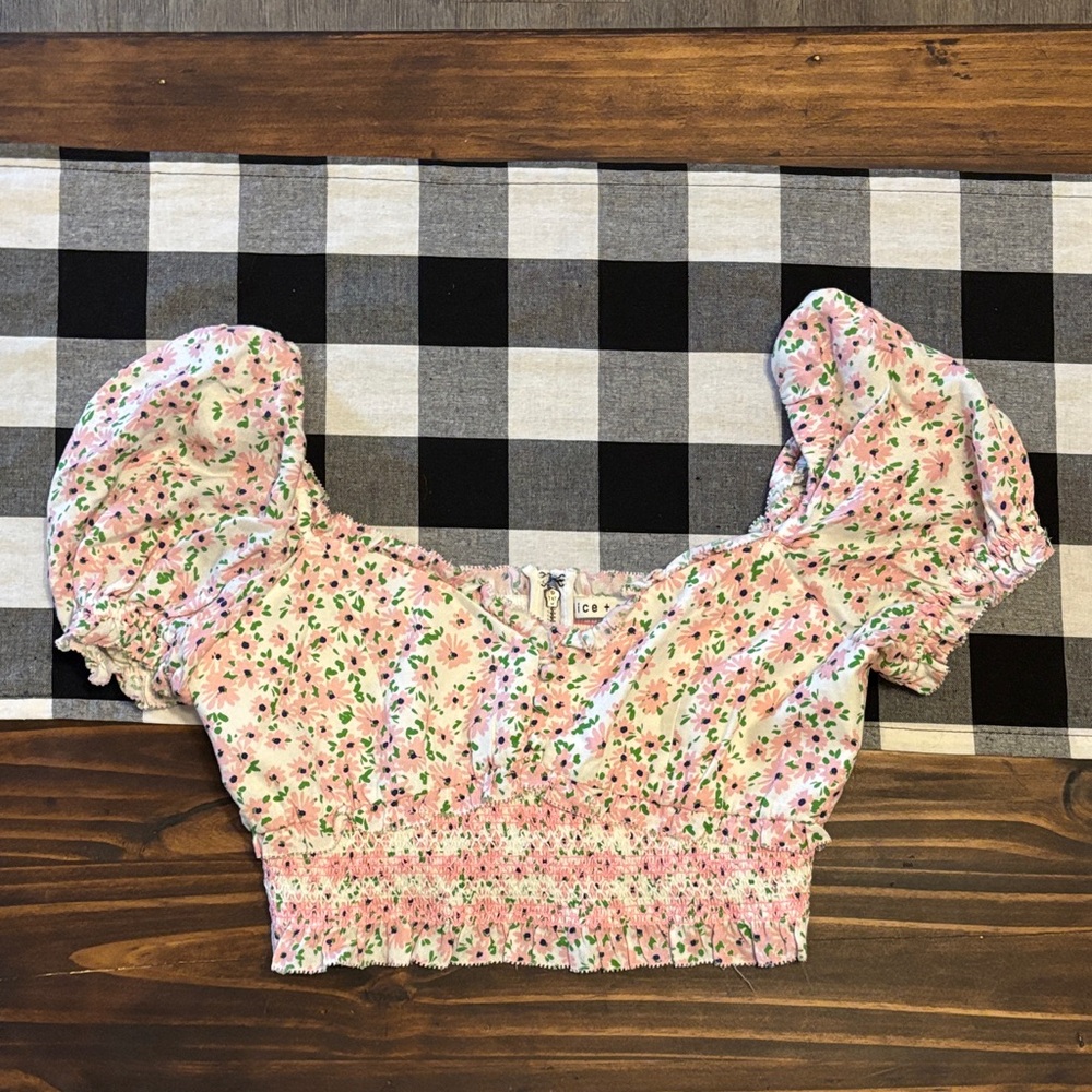 Alice + Olivia Rhianna medium  Floral Puff Sleeve Crop Top
